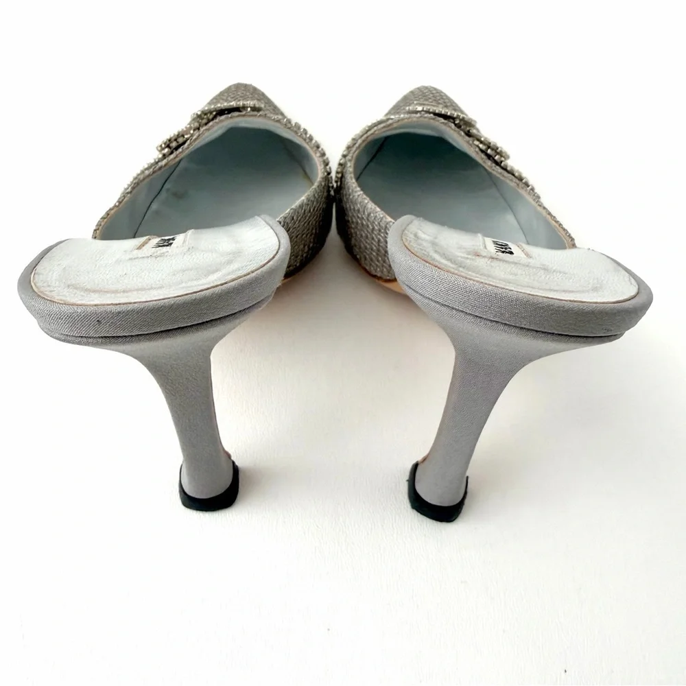 Manolo Blahnik good preowned